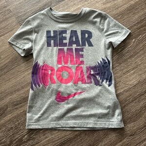 Nike girls dri fit tshirt